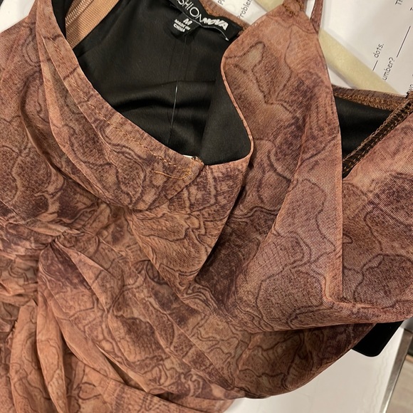 fashion nova NWT medium brown with gold - Picture 4 of 7